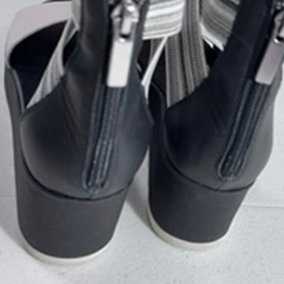 NEW! "SOREL" Cameron Flatform Ankle Strap Sandals, Open Toe, Black, Small Scuff - Picture 7 of 9